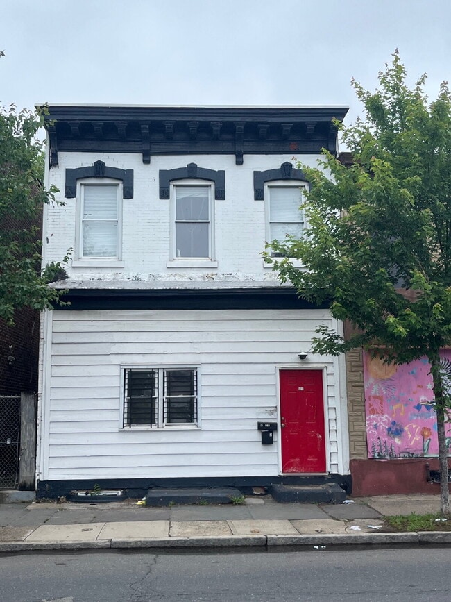 property at 523 N Clinton Ave