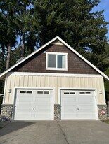 240 Lake Louise Dr SW, Unit Lake Louise in Lakewood, WA - Building Photo