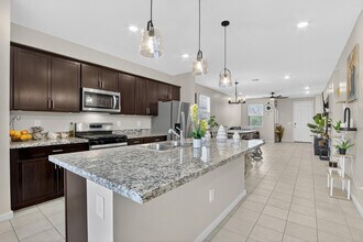 19090 N Silver Dog Way in Maricopa, AZ - Building Photo - Building Photo