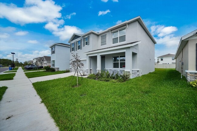 10520 Farm Hl Ave