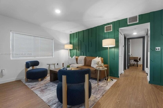 1428 NE 153rd Ter in North Miami Beach, FL - Building Photo - Building Photo