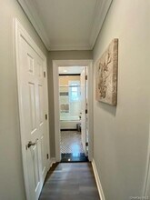 305 Robinson Ave in Patchogue, NY - Building Photo - Building Photo