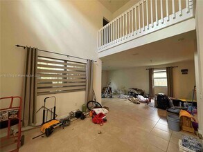 698 SE 34th Terrace in Homestead, FL - Building Photo - Building Photo