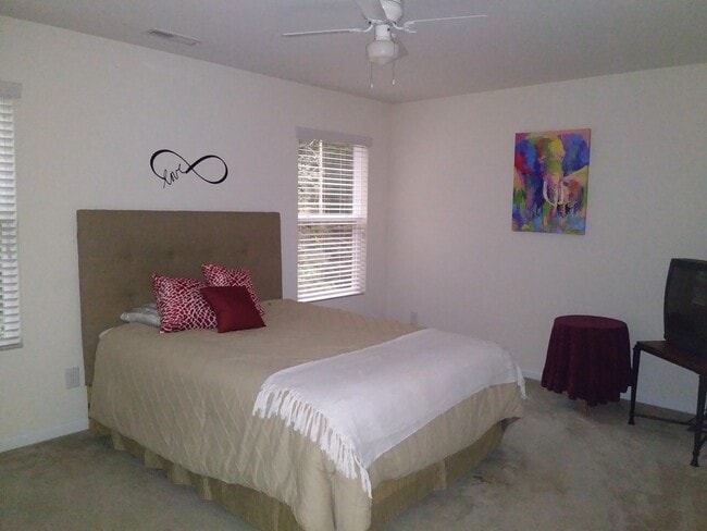 2108 Pear Tree Ln