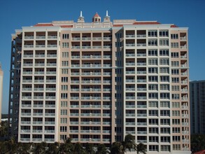 The Tower Residences in Sarasota, FL - Building Photo - Building Photo