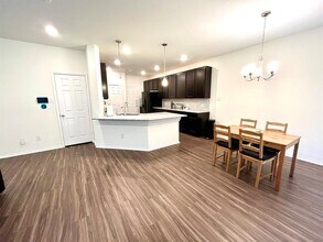 14205 Silver Lace Ln in Pflugerville, TX - Building Photo - Building Photo