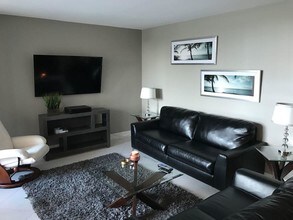 2455 Lindell Blvd-Unit -3203 in Delray Beach, FL - Building Photo - Building Photo