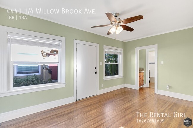 4441 1/4 Willow Brook Ave in Los Angeles, CA - Building Photo - Building Photo