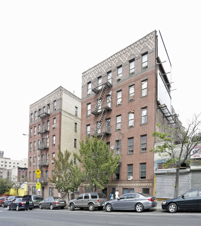 547 E 168th St in Bronx, NY - Building Photo