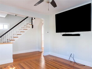 11 Atlantic St in Newport, RI - Building Photo - Building Photo