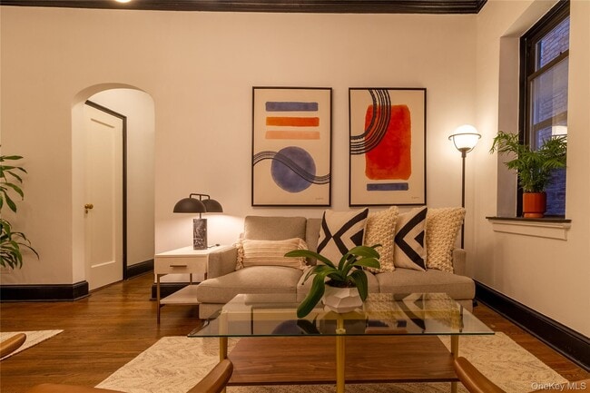 407 West Dr in New York, NY - Building Photo - Building Photo