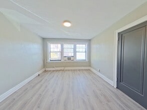 5618 S Grand Blvd in St. Louis, MO - Building Photo - Building Photo