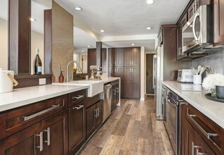 2135 E 4th St in Long Beach, CA - Building Photo - Building Photo