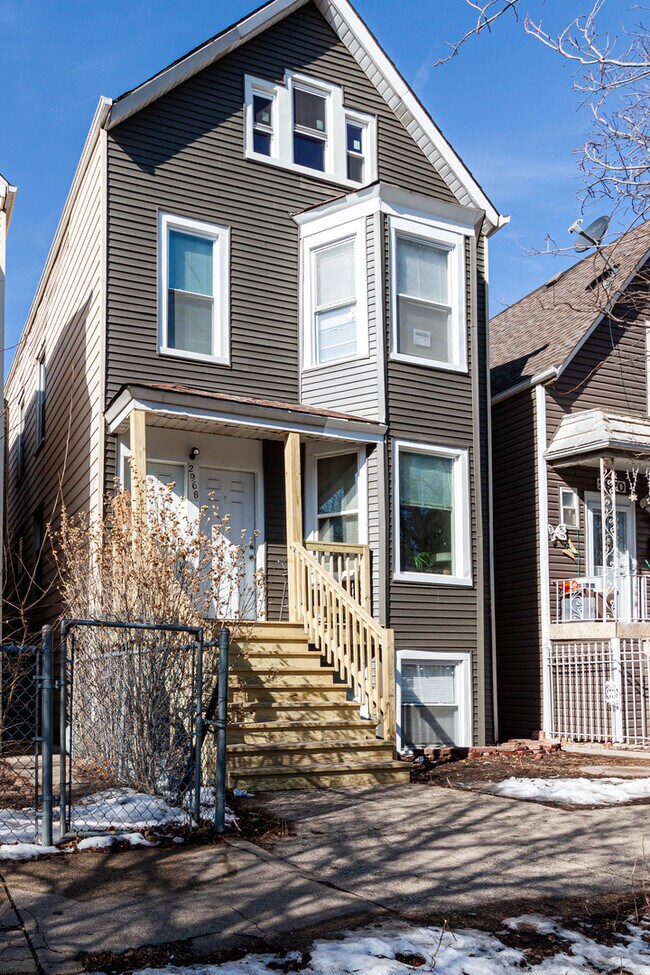 2968 N Ridgeway Ave in Chicago, IL - Building Photo - Building Photo