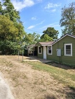 178 Walnut St in Hollister, MO - Building Photo