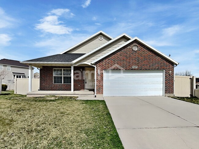 property at 2437 Cider Pl