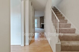 5941 Kara Pl in Burke, VA - Building Photo - Building Photo