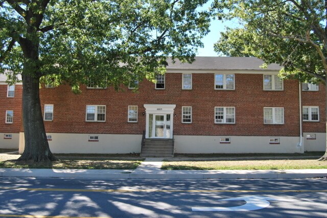 6207 Edgewood Road Unit C in Edgewood, MD - Foto de edificio