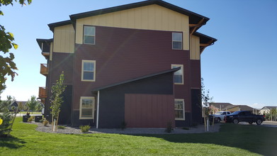 Stoneridge Apartments (Income Based) in Bozeman, MT - Building Photo - Building Photo