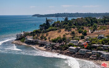 26706 Latigo Shore Dr in Malibu, CA - Building Photo - Building Photo