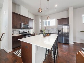 5820 Petty St in Houston, TX - Building Photo - Building Photo