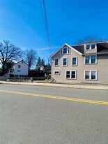 31 Mountain Ave in Highland Falls, NY - Building Photo