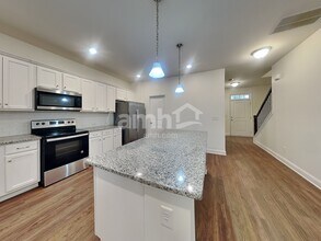 716 Cyprus Ave in Loganville, GA - Building Photo - Building Photo