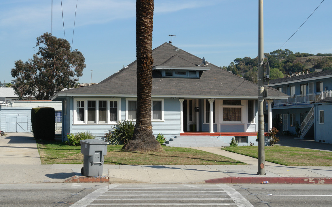 1214 S Glendale Ave in Glendale, CA - Building Photo