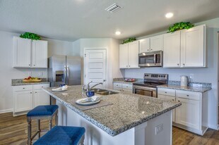 Covey Homes Jennings Place in Pensacola, FL - Building Photo