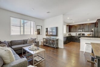855 Cool Aquamarine St in Las Vegas, NV - Building Photo - Building Photo