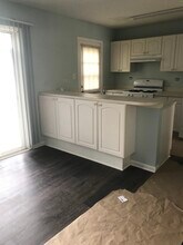 689 Wilson St in Hanover Park, IL - Building Photo - Building Photo