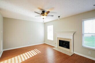 2136 Blake Dr in Nashville, TN - Building Photo - Building Photo