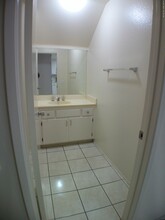 39101 Agua Vista, Unit Apt A in Murrieta, CA - Foto de edificio - Building Photo
