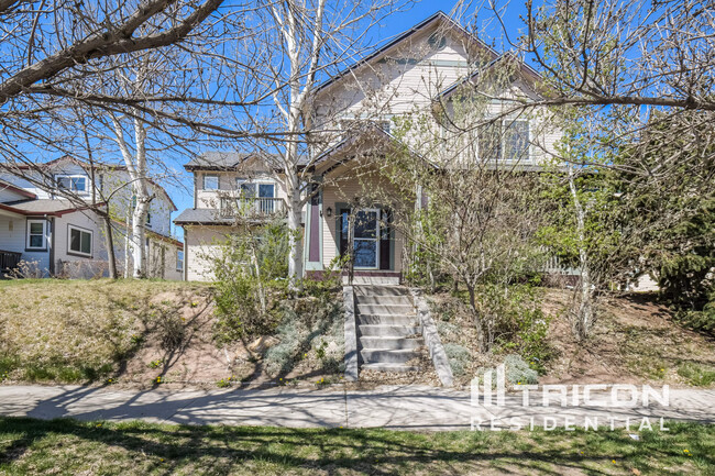 property at 385 Longspur Dr
