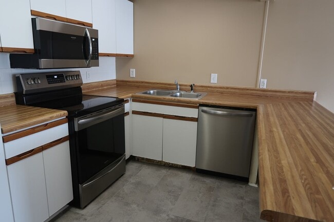 2749 Sullins St in Knoxville, TN - Building Photo - Building Photo