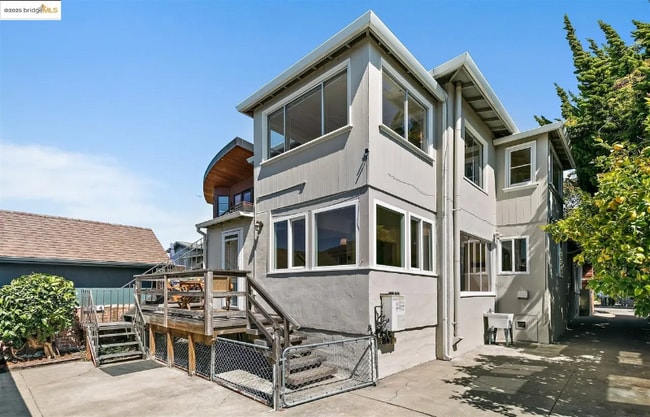 1412 Peralta Ave in Berkeley, CA - Foto de edificio - Building Photo