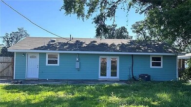 3201 Blair St in New Orleans, LA - Building Photo - Building Photo