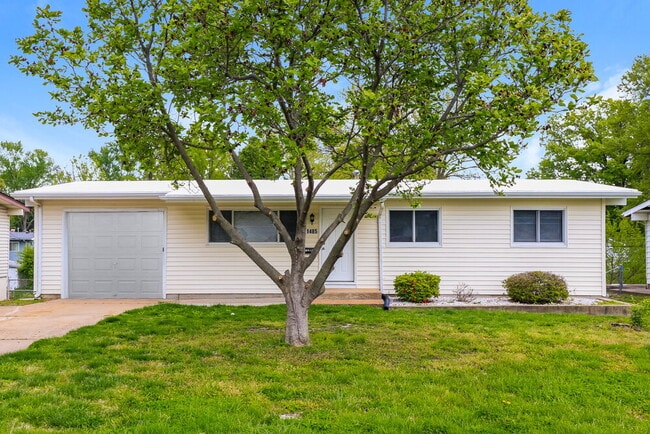 property at 1485 Boulder Dr