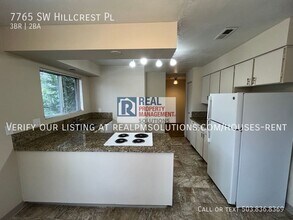 7765 SW Hillcrest Pl in Beaverton, OR - Building Photo - Building Photo