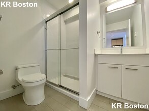 1084 Boylston St in Boston, MA - Building Photo - Building Photo