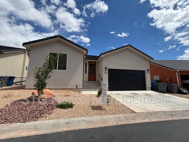 property at 840 Twin Lakes Dr