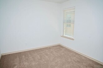 1324 Bajada St in Midland, TX - Foto de edificio - Building Photo