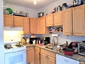 77 Linden St in Boston, MA - Building Photo - Building Photo