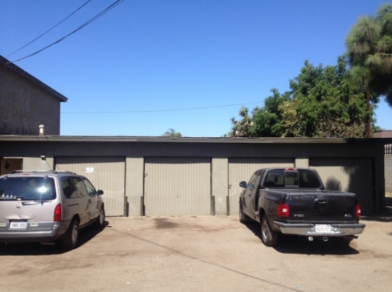 1044 Wallgreen St in Placentia, CA - Building Photo - Building Photo