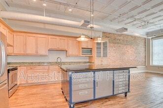 1106 Broad St in Augusta, GA - Building Photo - Building Photo