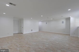 101 Pearce Ln in Monmouth Junction, NJ - Building Photo - Building Photo