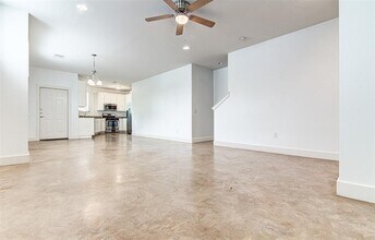 3301 Thomas Kincheon St in Austin, TX - Building Photo - Building Photo