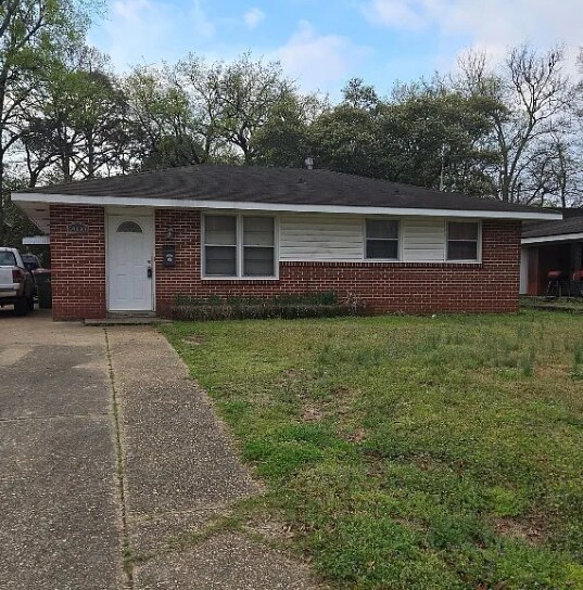property at 2030 Windsor Ave