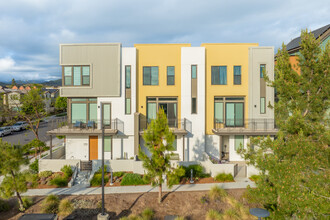 Solis Park in Irvine, CA - Building Photo - Building Photo