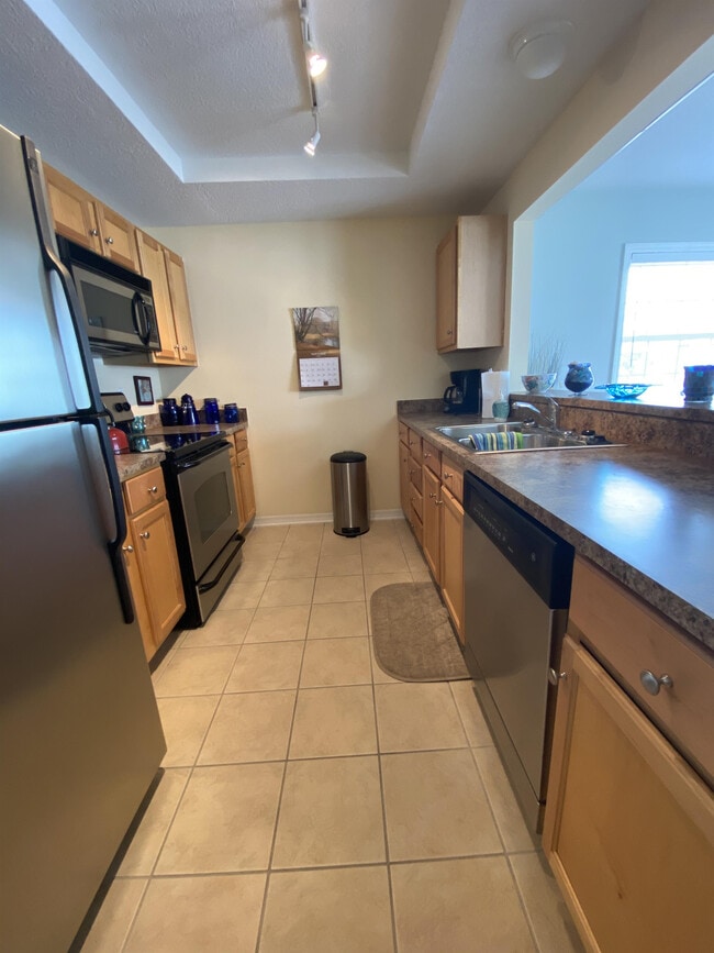 3334 N Key Dr in North Fort Myers, FL - Building Photo - Building Photo